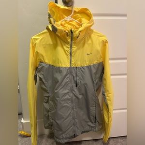New Nike Run jacket size Medium.